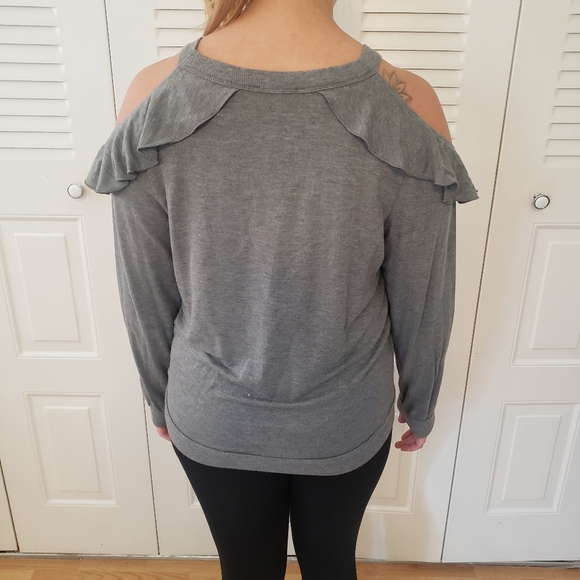 Express Gray Sweater - Picture 4 of 4